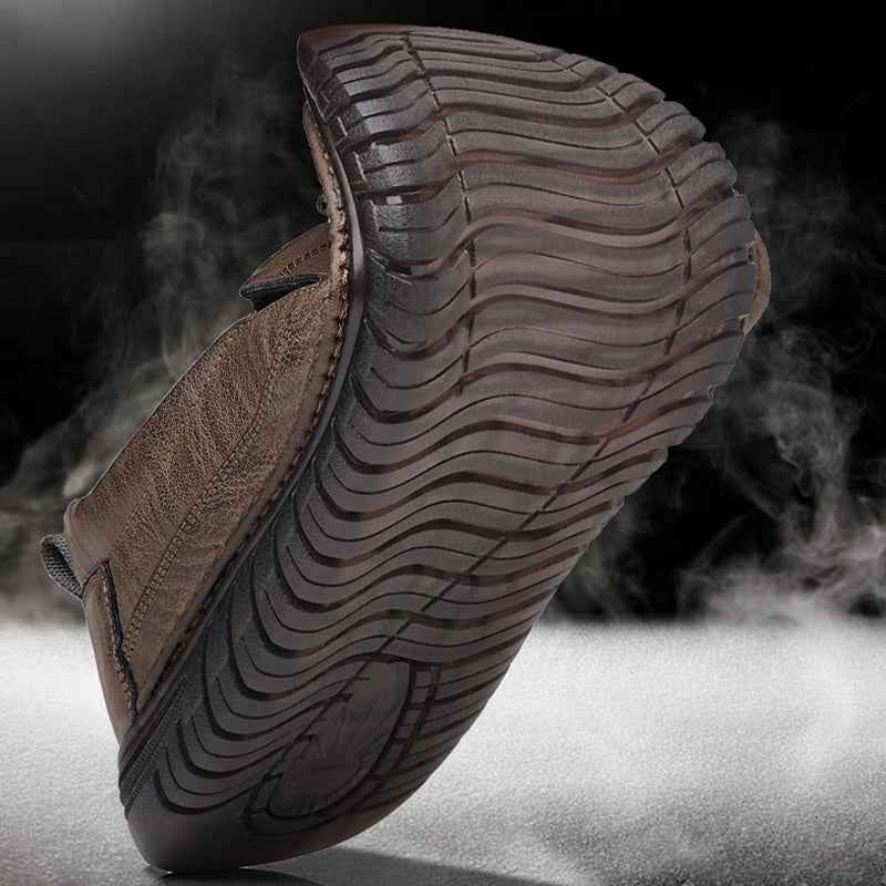 Mocassim Masculino Capriotti de Couro - Sola Macia