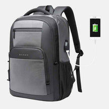 Mochila Masculina Esportiva com Carregamento USB