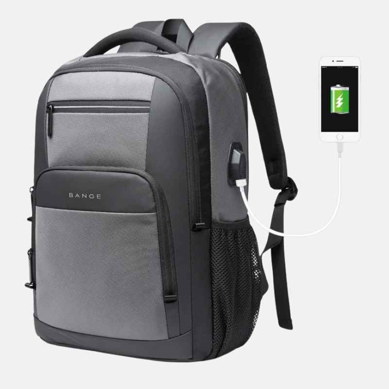 Mochila Masculina Esportiva com Carregamento USB