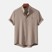 Camisa Masculina com Gola Padre e Caimento Leve - Marrom Acinzentado