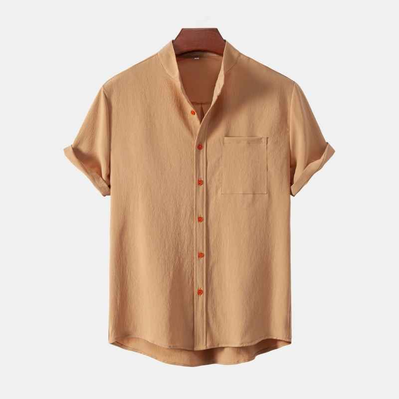 Camisa Masculina com Gola Padre e Caimento Leve - Marrom Claro
