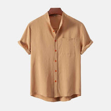 Camisa Masculina com Gola Padre e Caimento Leve - Marrom Claro