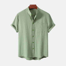 Camisa Masculina com Gola Padre e Caimento Leve - Verde
